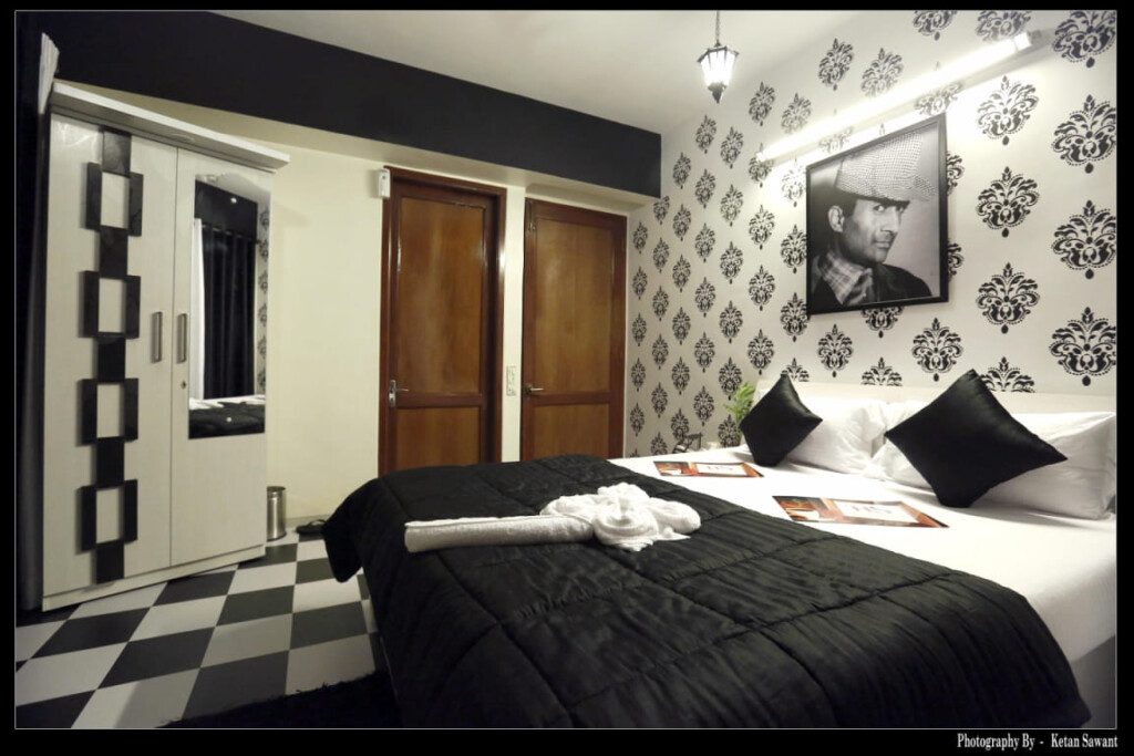 Bollywood Suite BKC 8