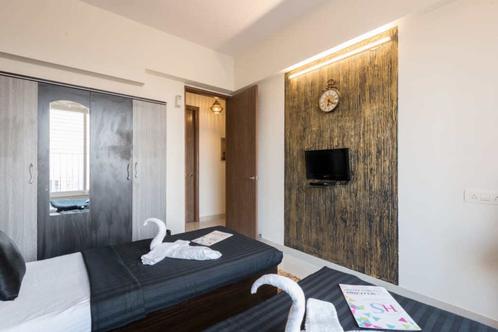 Master Suite (3 BHK) 16