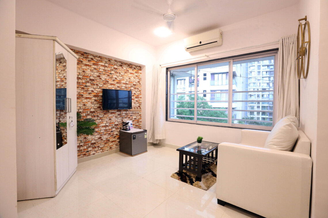 Apartment Hotel in Kandivali